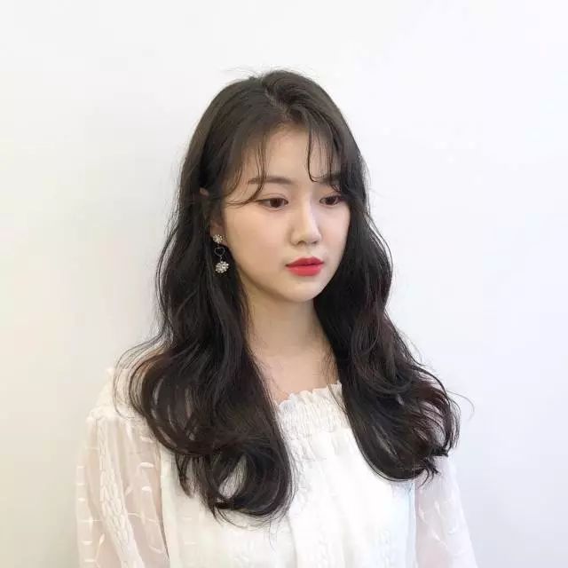 最新发型图片女，发型变革之旅，开启自信与成就感的魔法之门